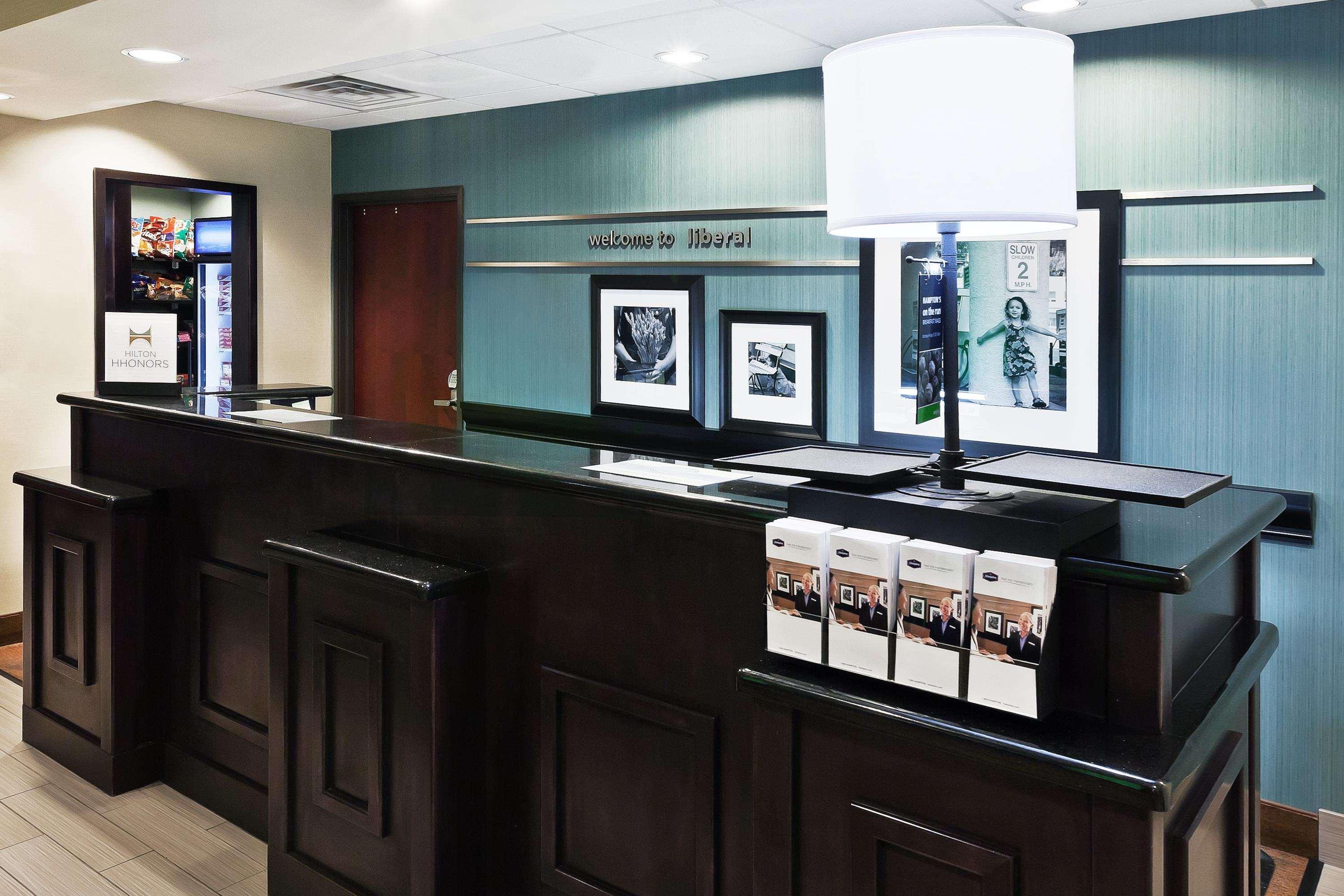 Hampton Inn & Suites Liberal Dış mekan fotoğraf